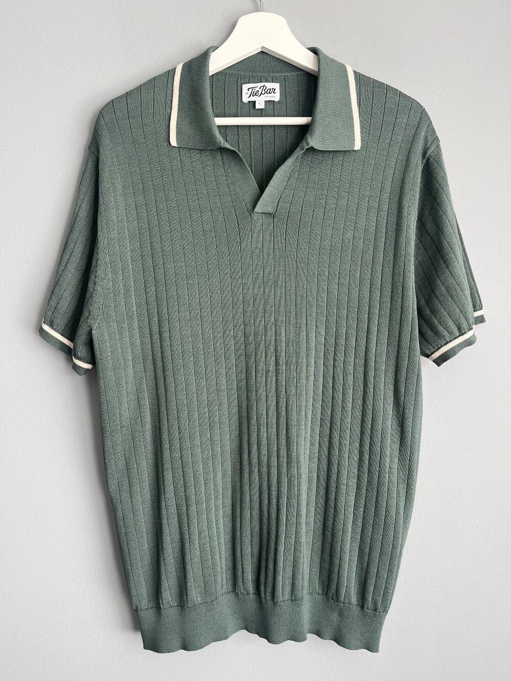The Tie Bar Ribbed Knit Polo Sage Green Mens L Open Collar Preppy Retro Cotton